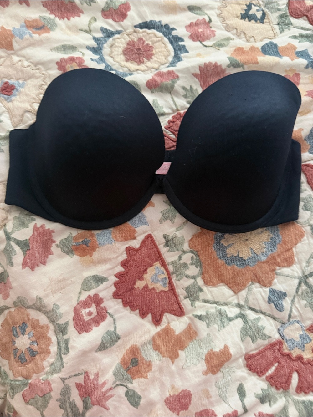 Victoria's Secret Black Strapless Molded Cup Bra